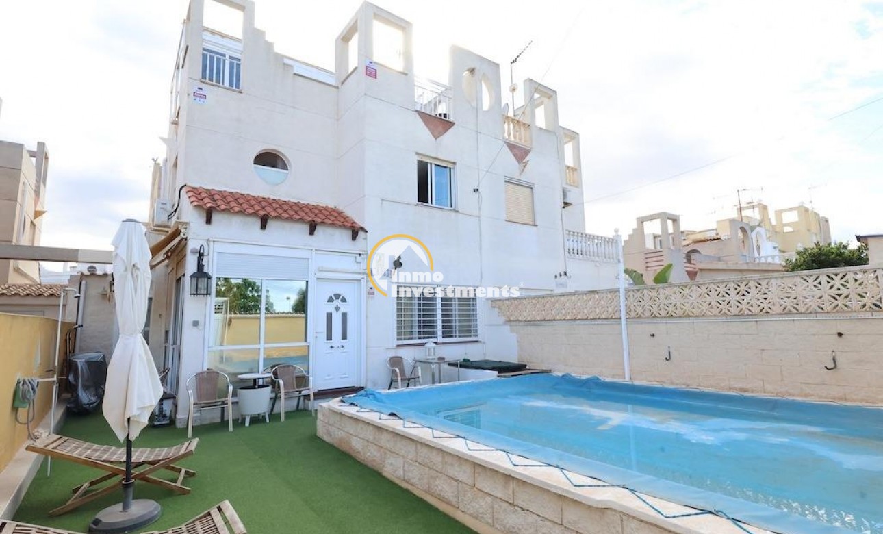 Resale - Town house - Torrevieja - Torretas