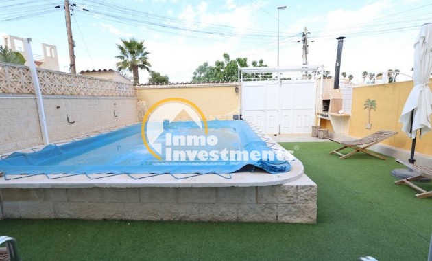Resale - Town house - Torrevieja - Torretas