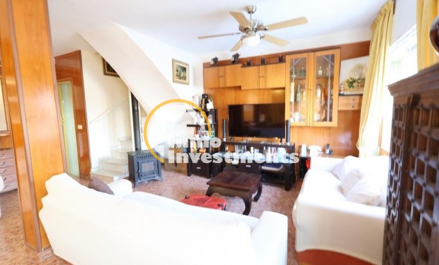 Resale - Town house - Torrevieja - Torretas