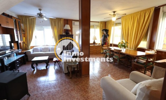 Resale - Town house - Torrevieja - Torretas