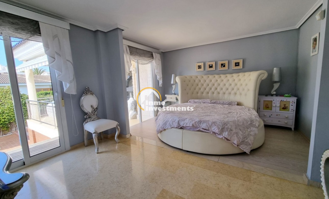 Bestaande bouw - Villa - Torrevieja - La Mata