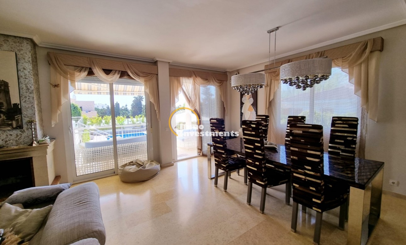 Bestaande bouw - Villa - Torrevieja - La Mata