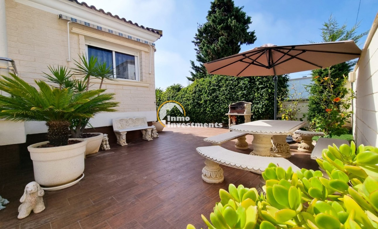 Bestaande bouw - Villa - Torrevieja - La Mata