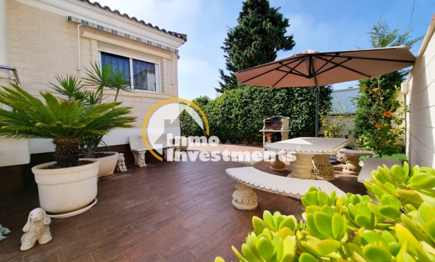 Bestaande bouw - Villa - Torrevieja - La Mata