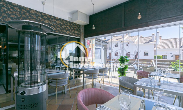 Resale - Commercial - Villamartin - Villacosta