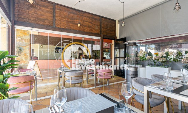 Resale - Commercial - Villamartin - Villacosta