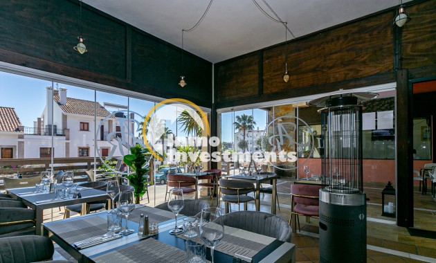 Resale - Commercial - Villamartin - Villacosta