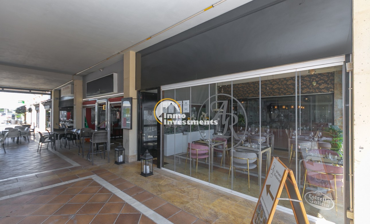 Resale - Commercial - Villamartin - Villacosta