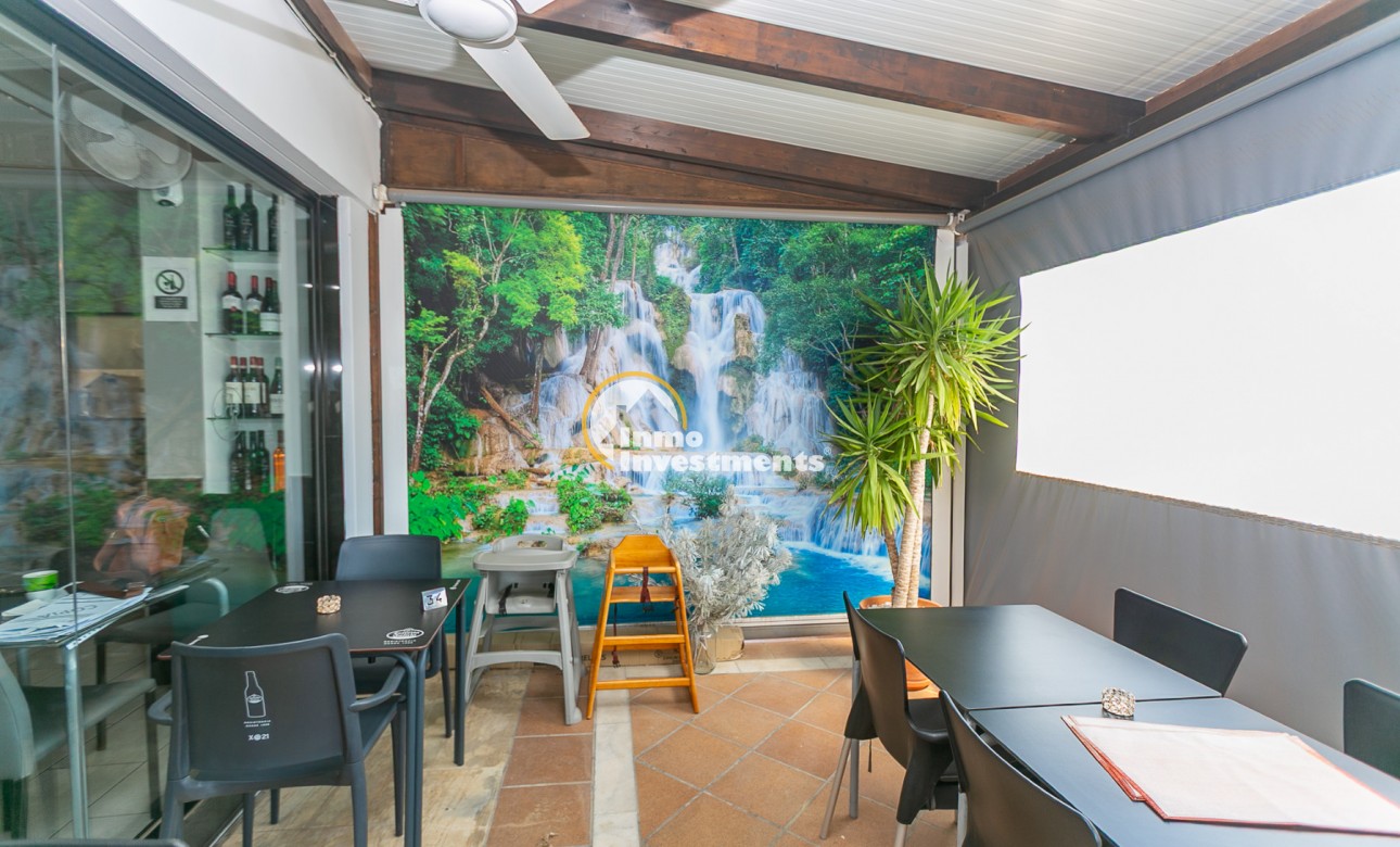 Resale - Commercial - Villamartin - Villacosta