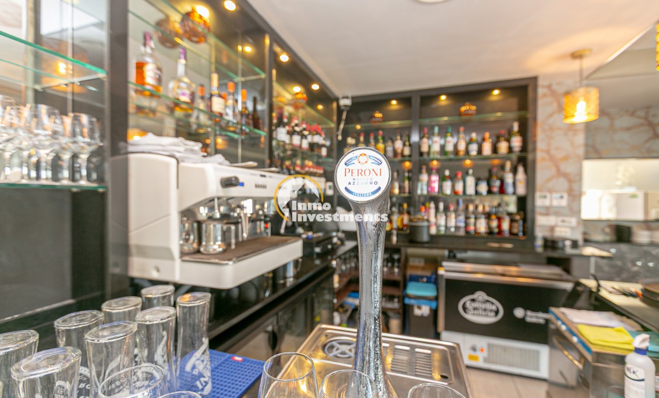 Resale - Commercial - Villamartin - Villacosta