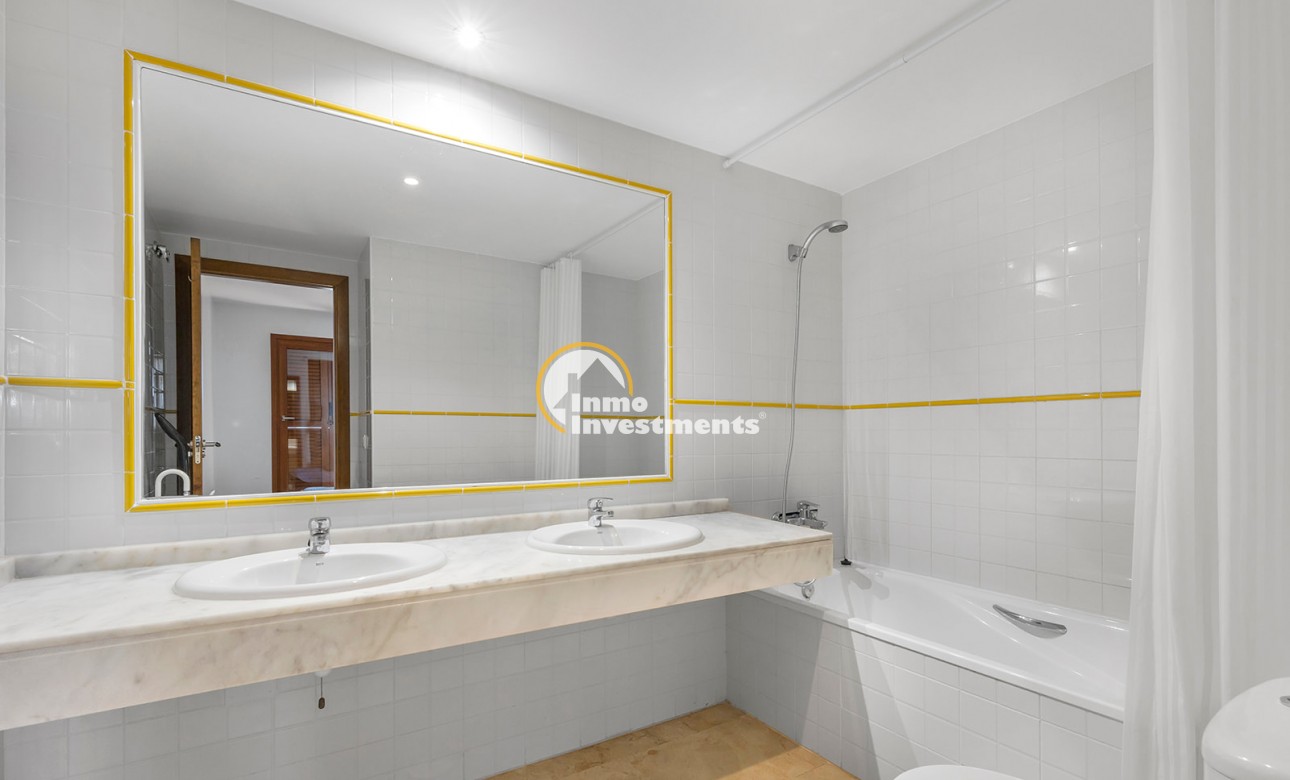 Bestaande bouw - Appartement - Torrevieja - Punta Prima