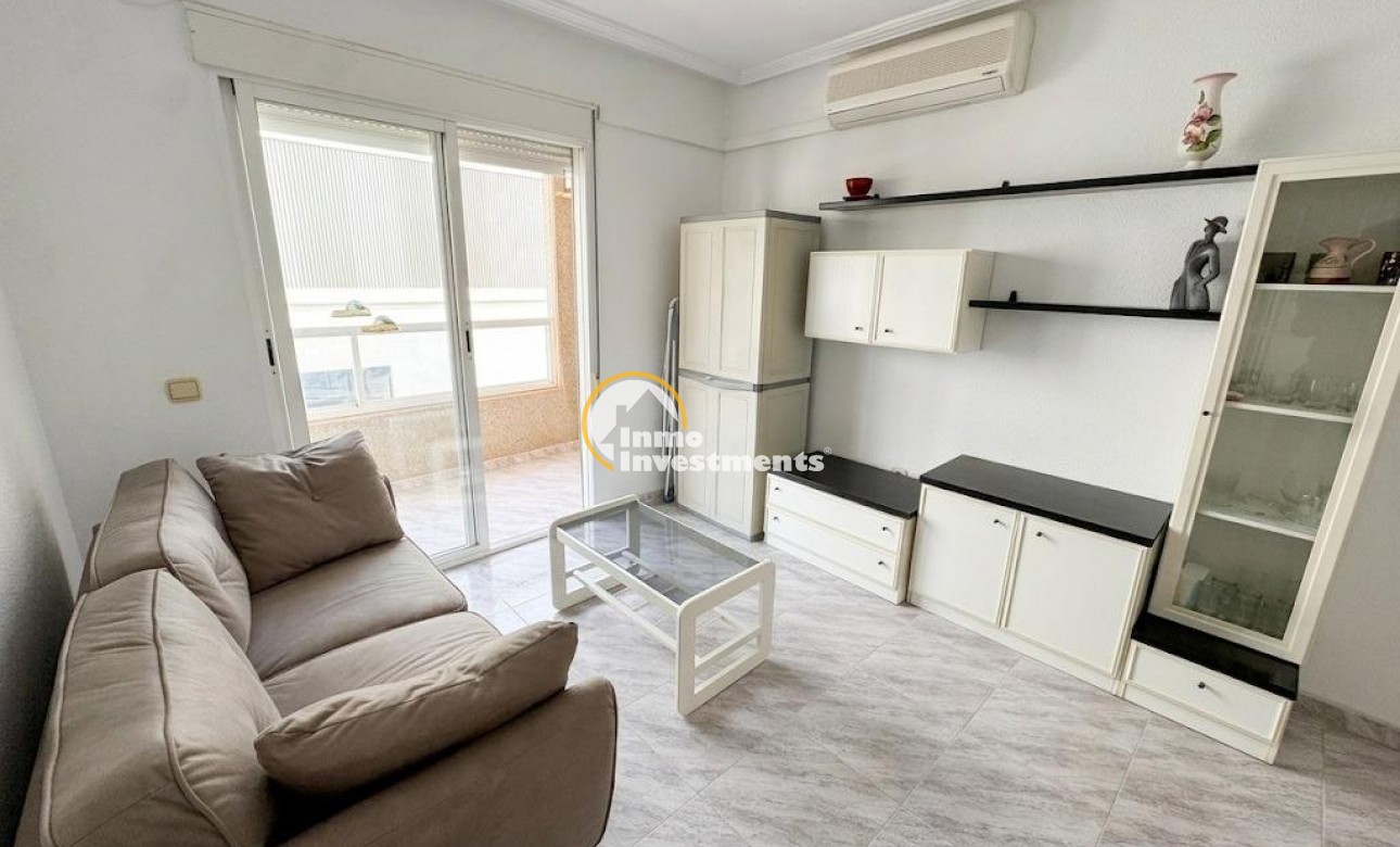 Gebrauchtimmobilien - Apartment - Torrevieja - Estacion de autobuses