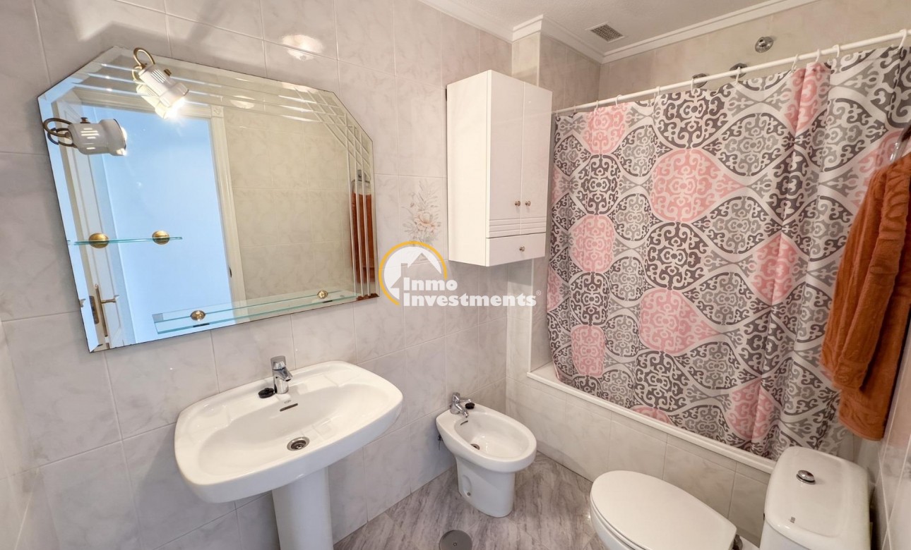 Gebrauchtimmobilien - Apartment - Torrevieja - Estacion de autobuses