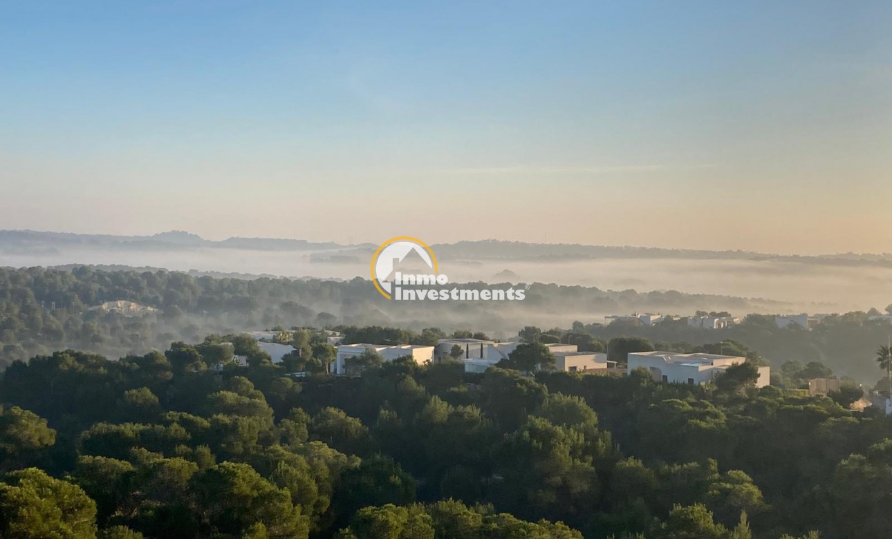 Resale - Apartment - Las Colinas