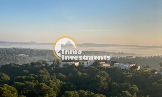 Resale - Apartment - Las Colinas