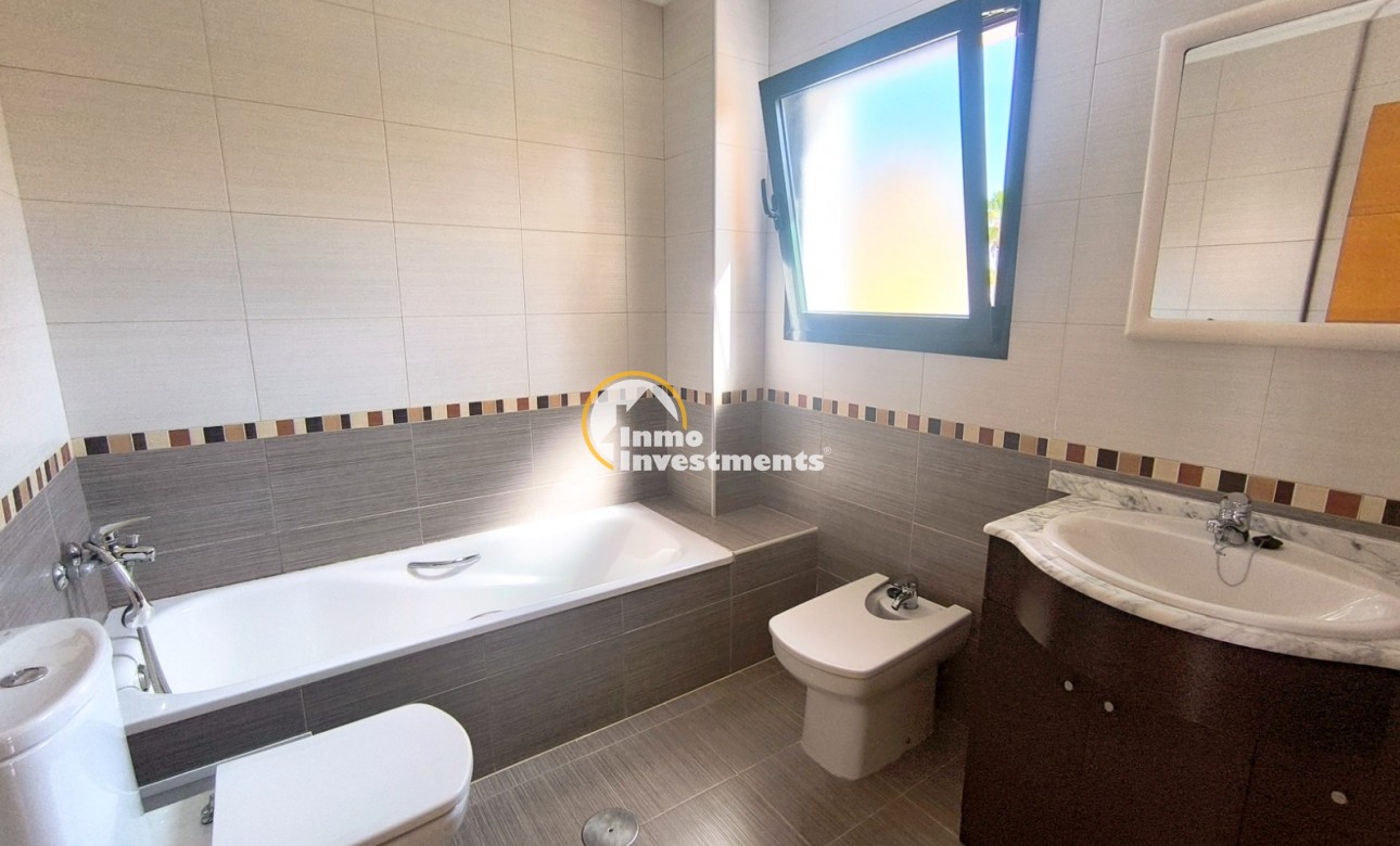 Bestaande bouw - Half vrijstaande villa - Ciudad Quesada