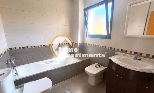 Bestaande bouw - Half vrijstaande villa - Ciudad Quesada