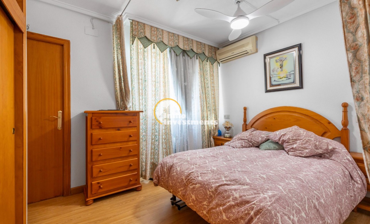 Bestaande bouw - Penthouse - Torrevieja - Playa del Cura