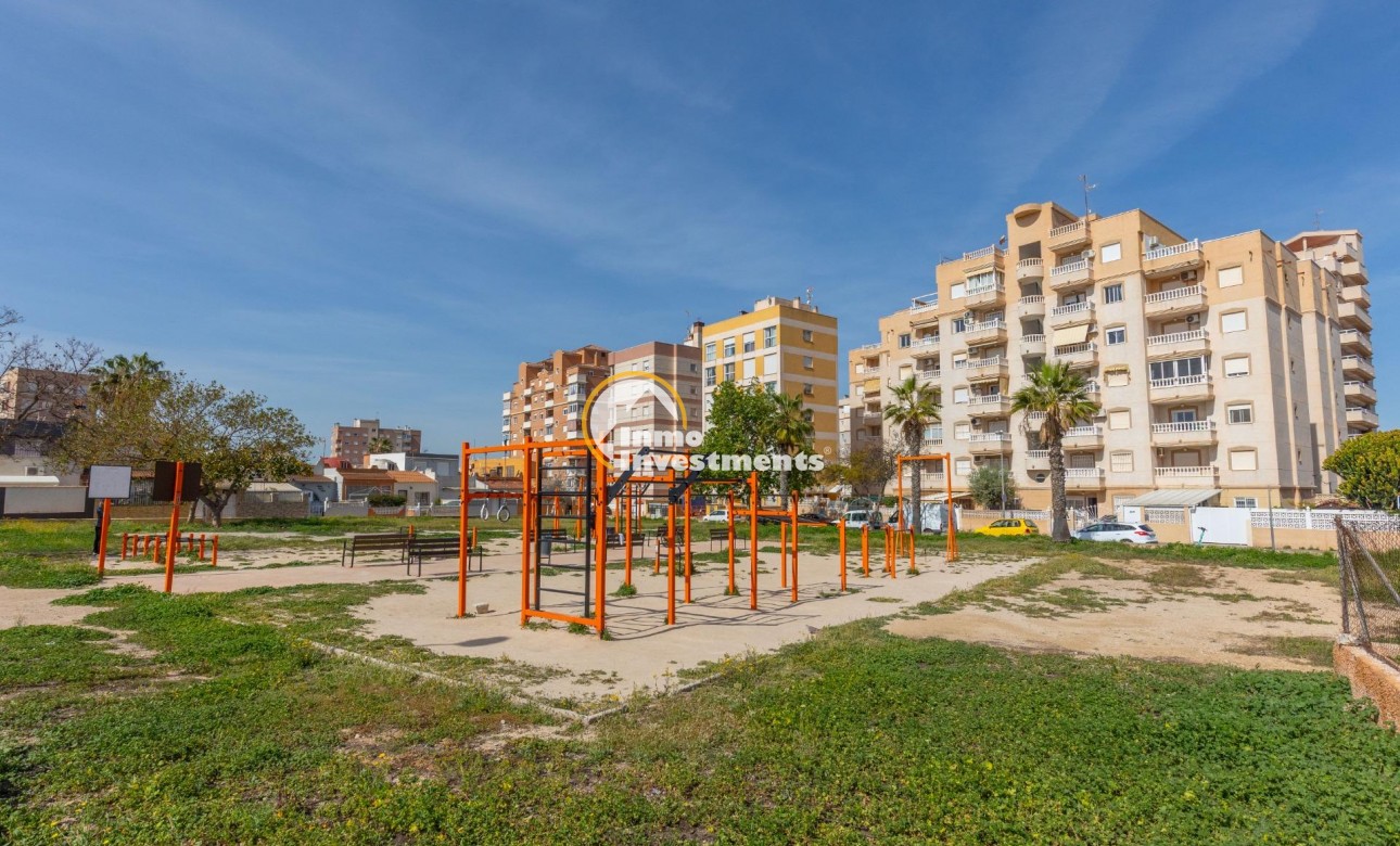 Resale - Apartment - Torrevieja - Nueva Torrevieja