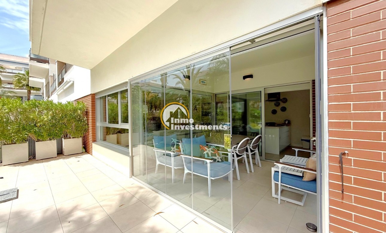 Resale - Apartment - Villamartin