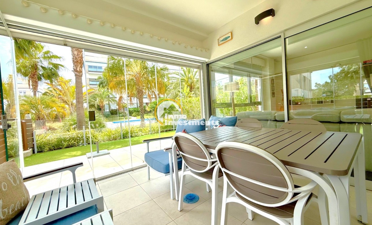 Resale - Apartment - Villamartin