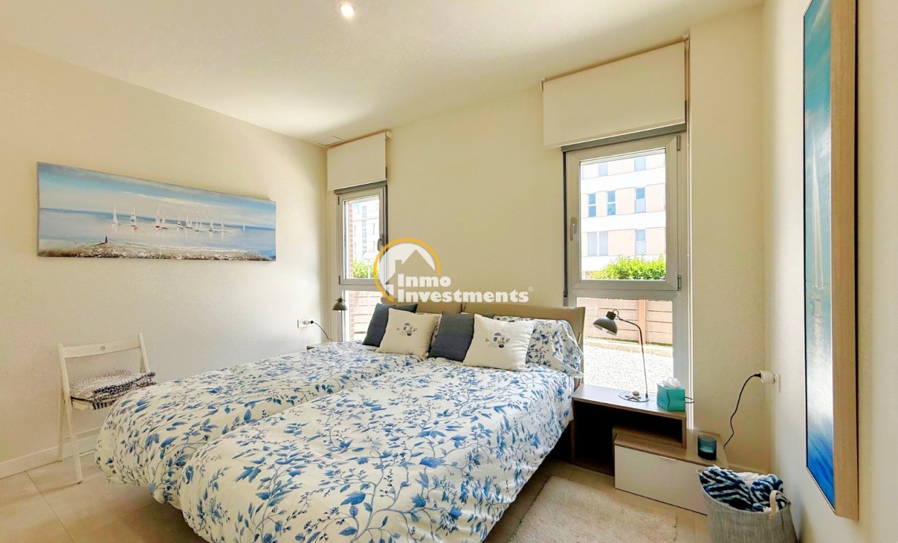 Resale - Apartment - Villamartin