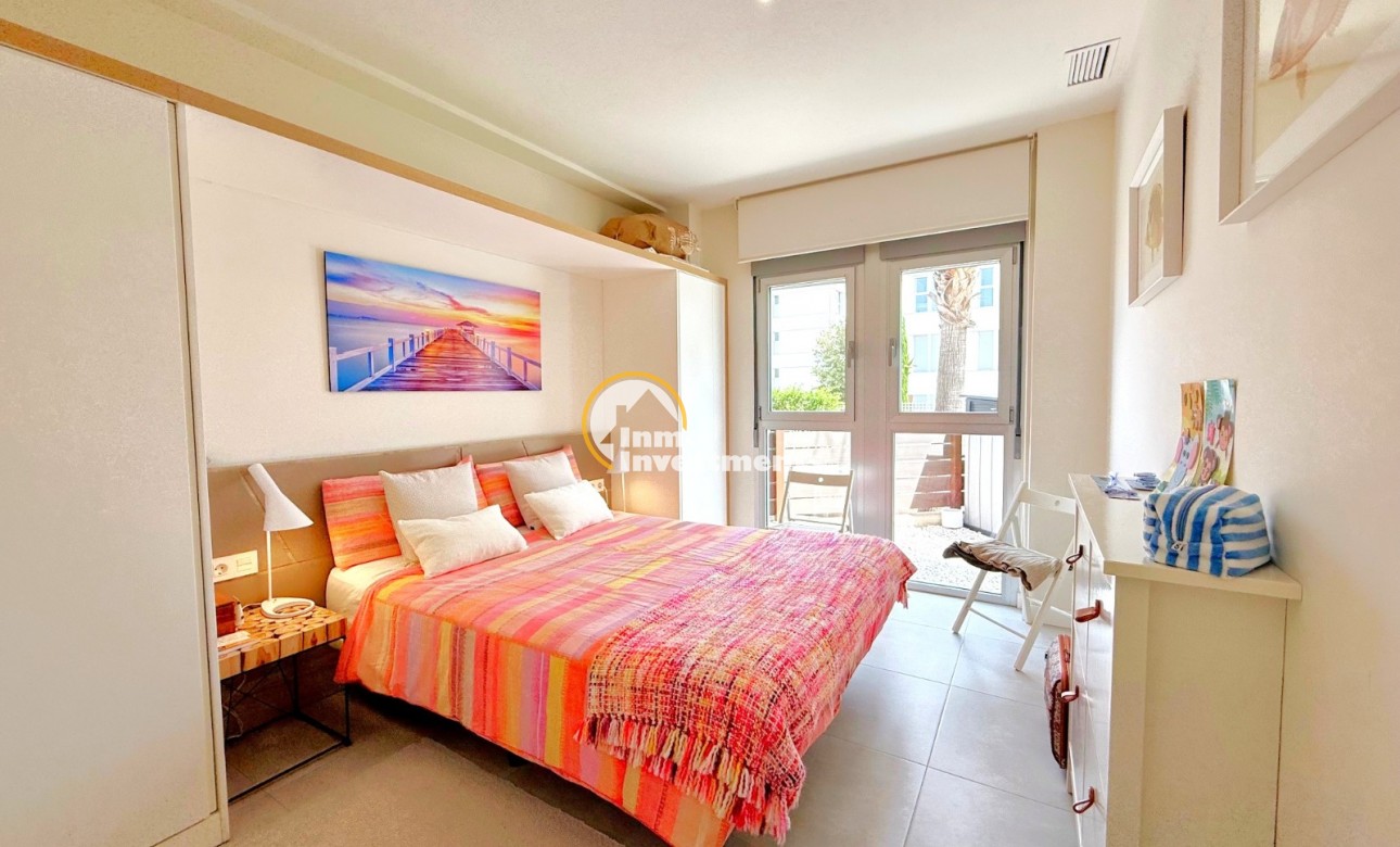 Resale - Apartment - Villamartin