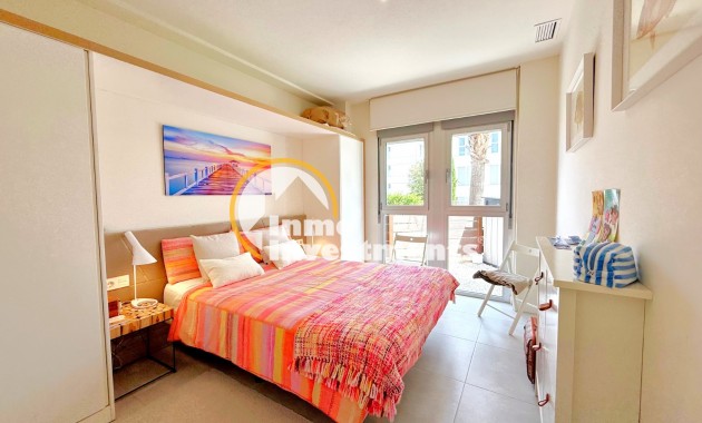 Resale - Apartment - Villamartin