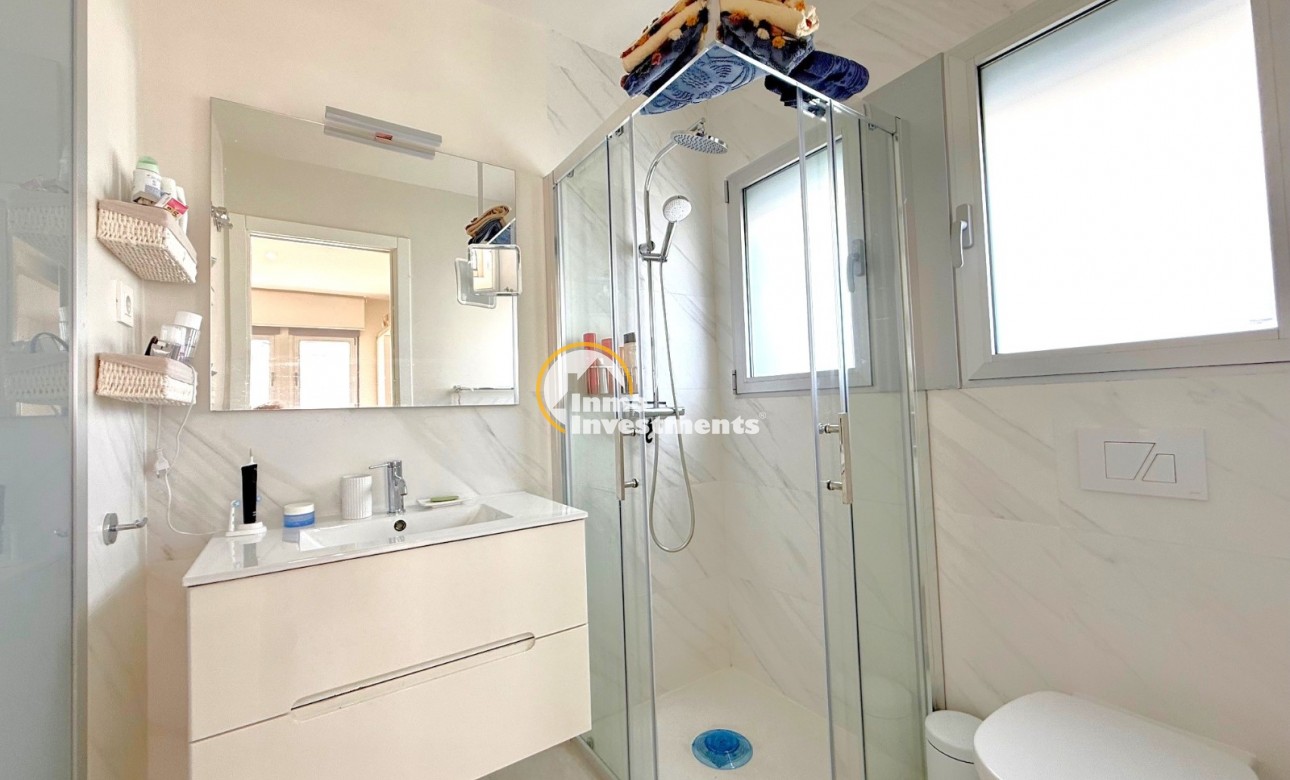 Resale - Apartment - Villamartin