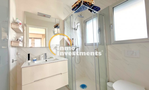 Resale - Apartment - Villamartin