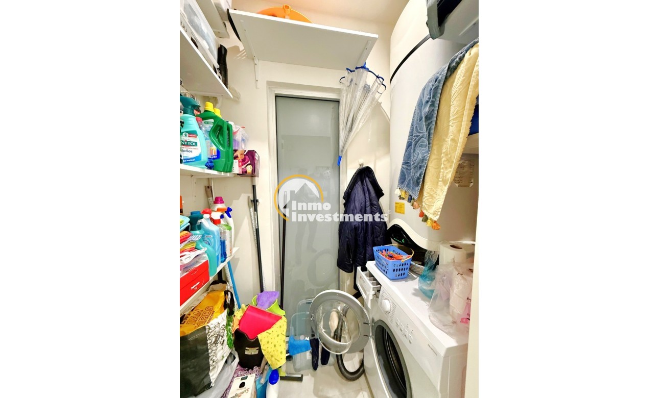 Resale - Apartment - Villamartin