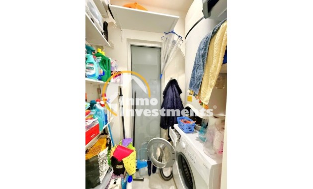 Resale - Apartment - Villamartin