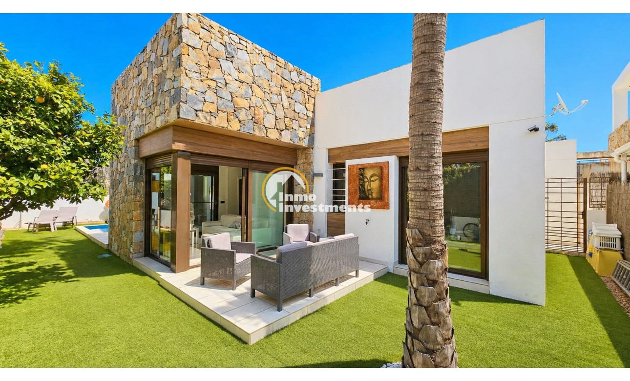 Bestaande bouw - Villa - Lomas de Cabo Roig