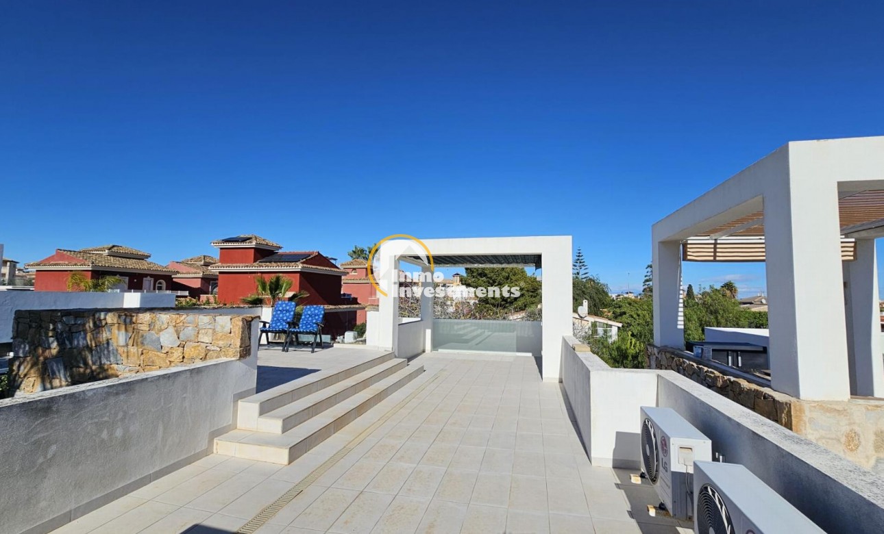 Bestaande bouw - Villa - Lomas de Cabo Roig