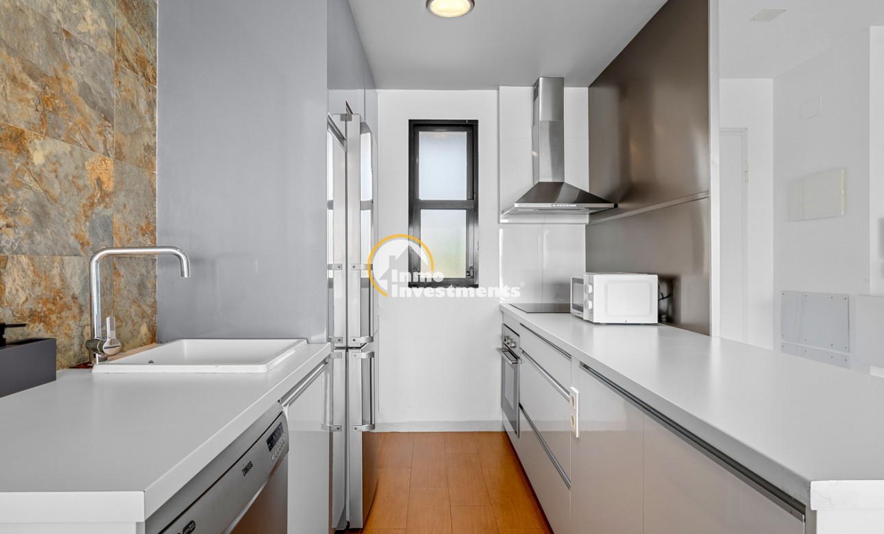 Resale - Apartment - La Zenia