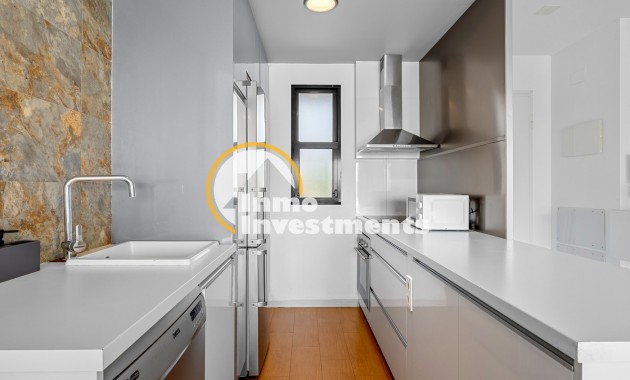 Resale - Apartment - La Zenia