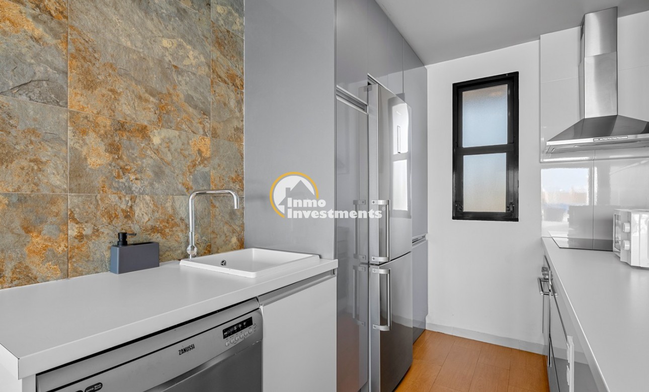 Resale - Apartment - La Zenia