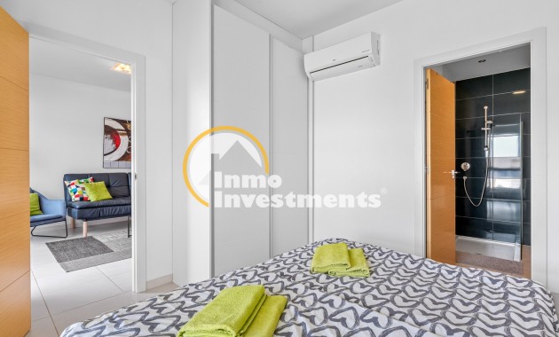Resale - Apartment - La Zenia