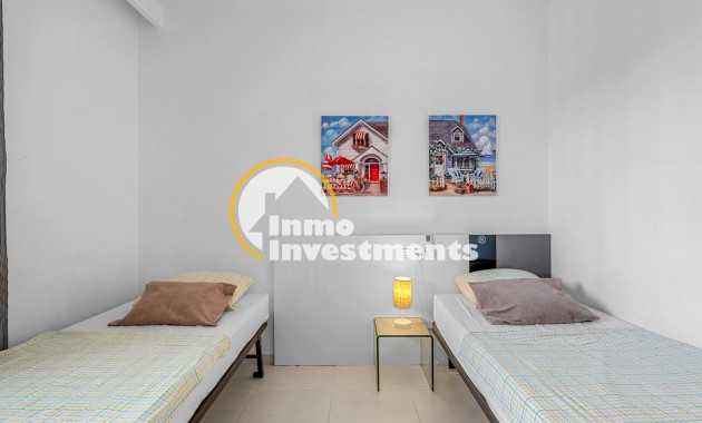 Resale - Apartment - La Zenia
