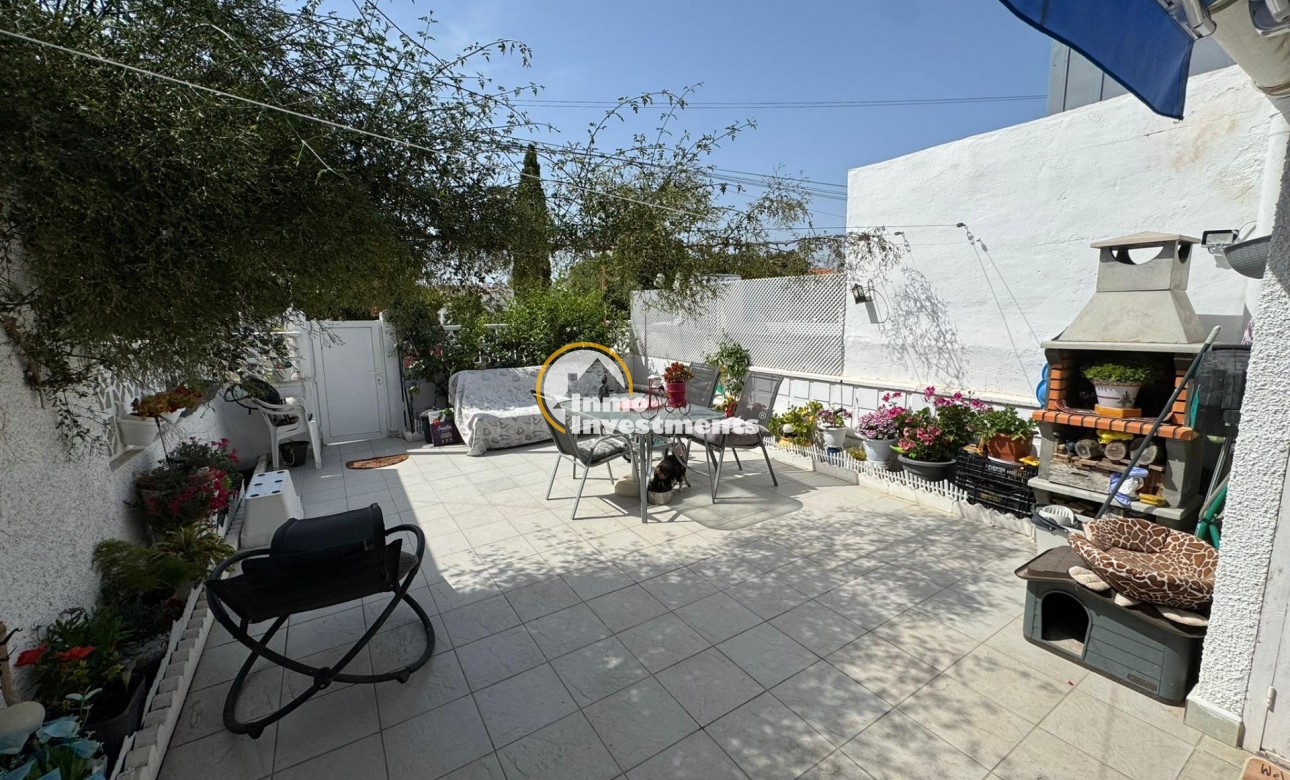 Resale - Bungalow - Torrevieja - La Siesta - El Salado - Torreta