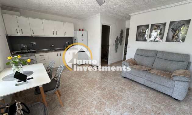 Resale - Bungalow - Torrevieja - La Siesta - El Salado - Torreta