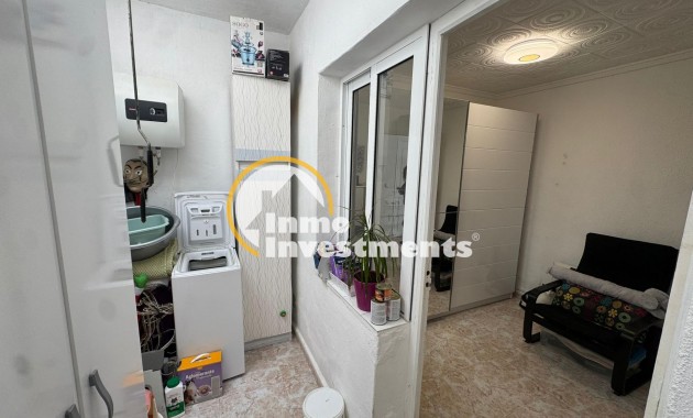 Resale - Bungalow - Torrevieja - La Siesta - El Salado - Torreta