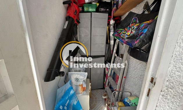 Resale - Bungalow - Torrevieja - La Siesta - El Salado - Torreta