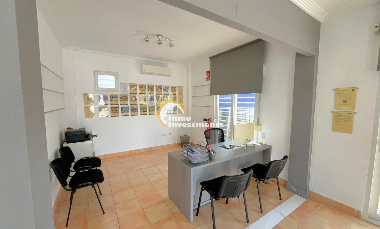 Gebrauchtimmobilien - Kommerzial - Orihuela Costa - Playa Flamenca