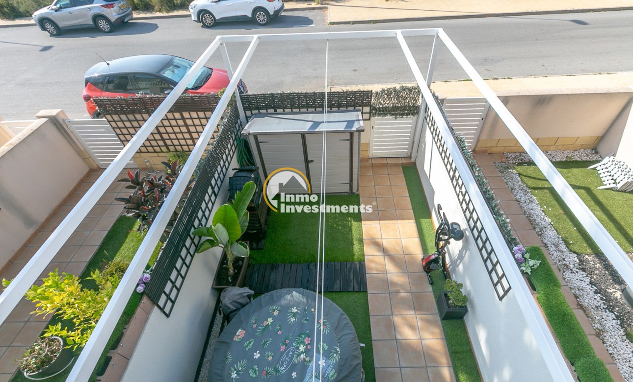 Resale - Town house - Lomas de Cabo Roig