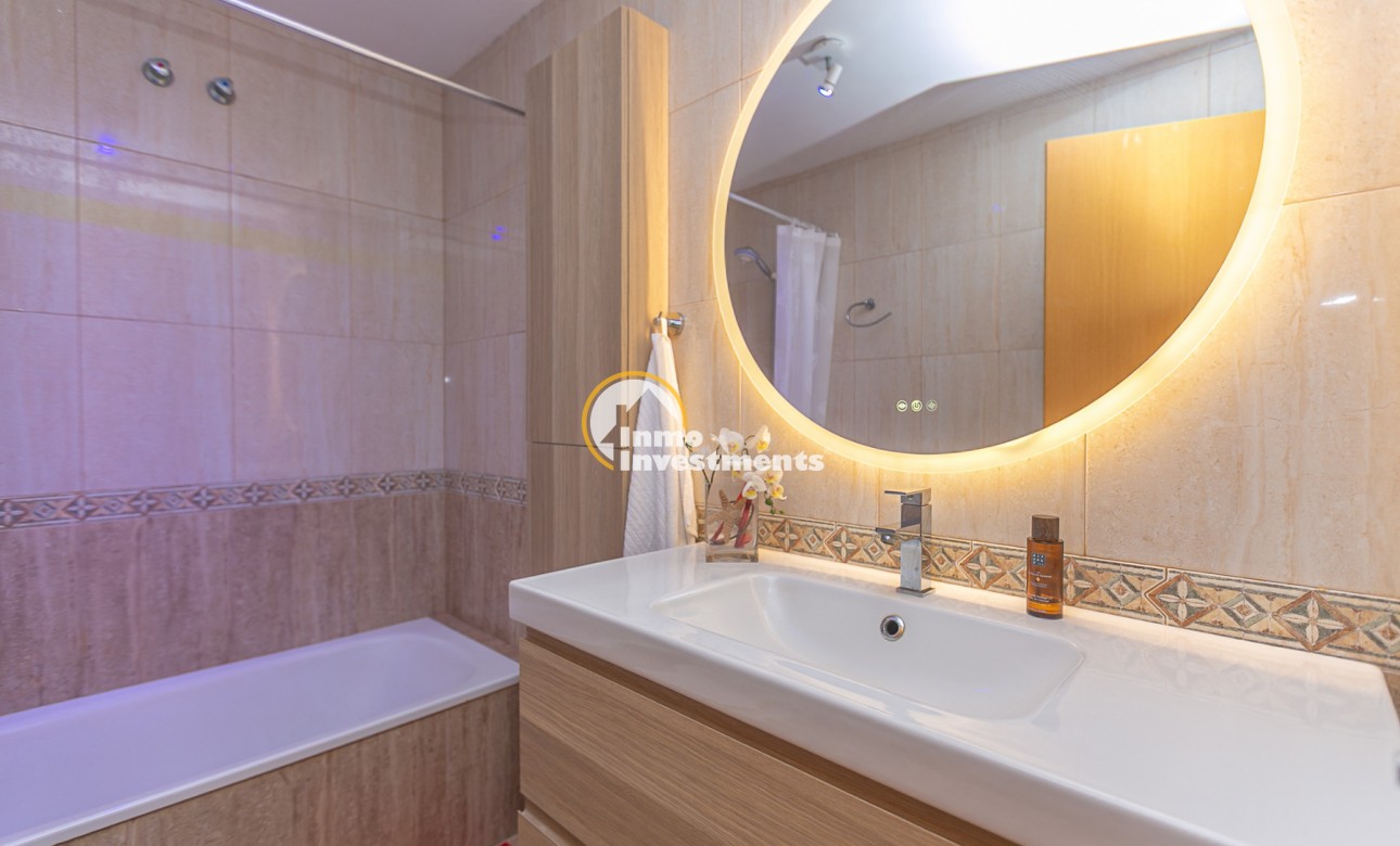 Resale - Town house - Lomas de Cabo Roig