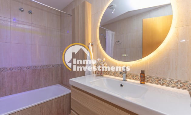Resale - Town house - Lomas de Cabo Roig
