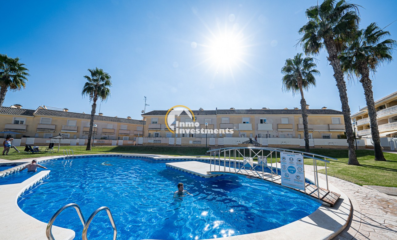Resale - Town house - Lomas de Cabo Roig