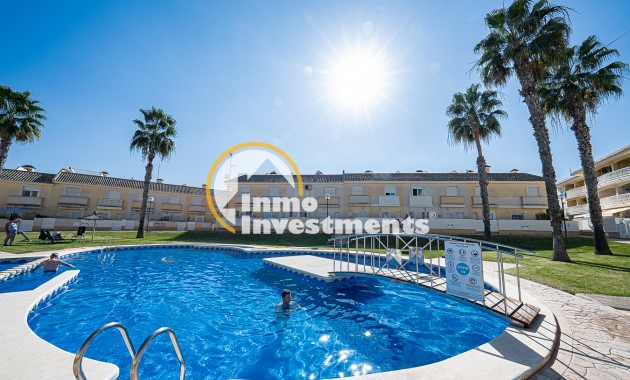 Resale - Town house - Lomas de Cabo Roig