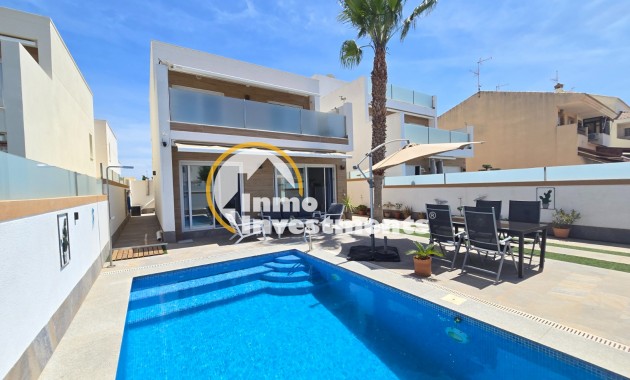 Till salu - Villa - Pilar de la Horadada